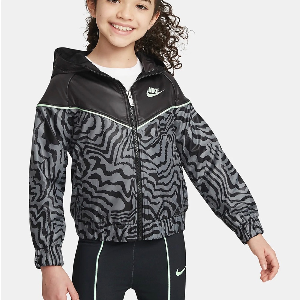 Nike Girls Windbreaker Hooded Jacket Full Zip  Rain Repellent Size XL New $70